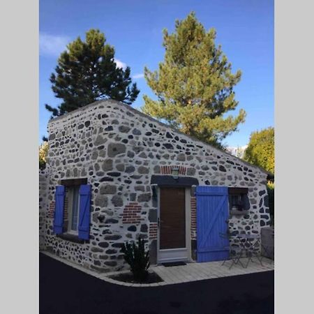 Maisonnette en pierre indépendante de 20 m2 Saint-Cirgues-sur-Couze Extérieur photo