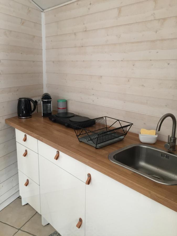 Maisonnette en pierre indépendante de 20 m2 Saint-Cirgues-sur-Couze Extérieur photo